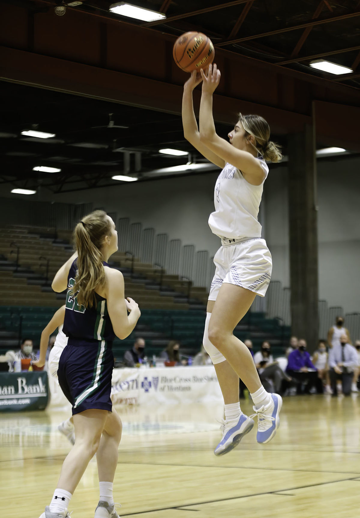 031221-ir-spt-girls-basketball-Skyview-3.jpg